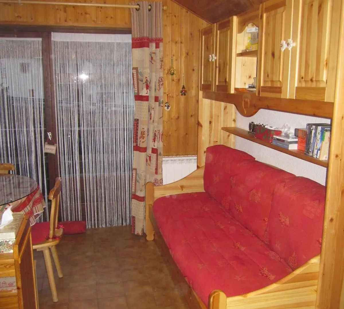 F2 Grand Confort En Face Du Telecabine Thollon-les-Memises France